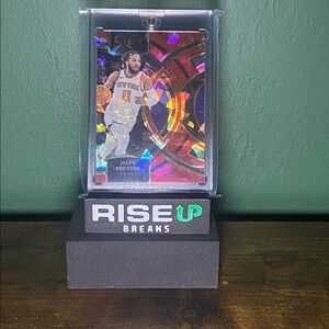 2023-24 Panini Select #194 Jalen Brunson Premier Cracked Ice Red Prizm Knicks.